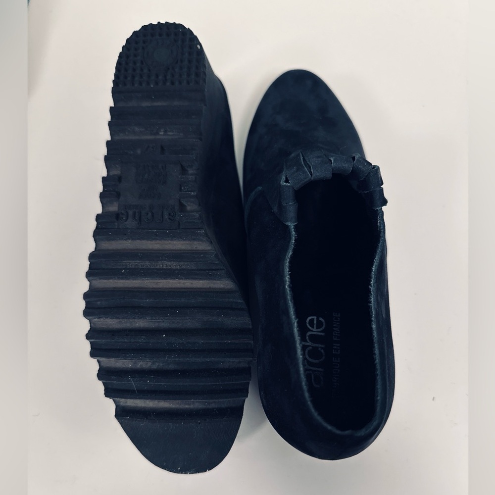 ARCHE Nubuck Black Suede Wedge heal slip on shoe Made in France - Picture 5 of 6